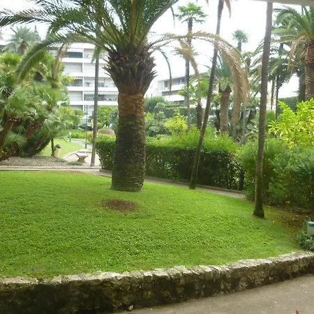 Gallia Apartment *